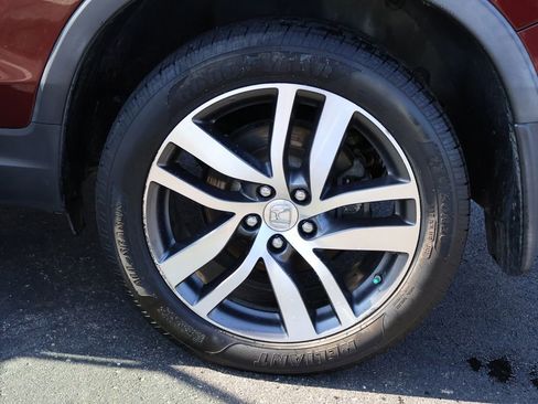 Used 2018 Honda Pilot Touring image 47