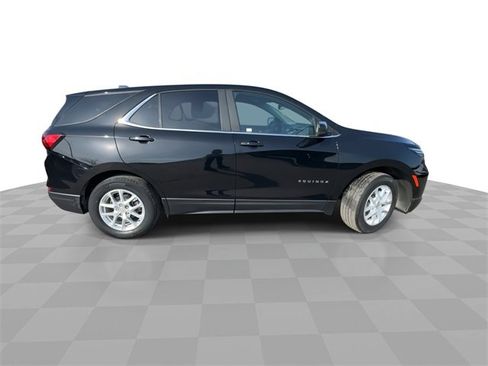 Certified 2023 Chevrolet Equinox LT image 9