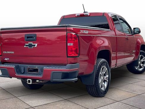 Used 2015 Chevrolet Colorado Z71 AWD/4WD image 12