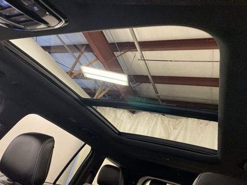 Used 2021 Jeep Grand Cherokee L Overland image 18