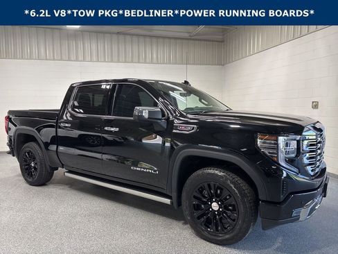 Used 2023 GMC Sierra 1500 Denali w/ Technology Package AWD/4WD image 1