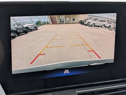 Used 2025 Chevrolet TrailBlazer LT AWD/4WD image 16