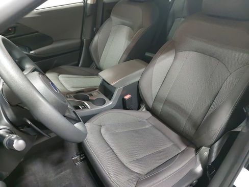 Used 2024 Subaru Crosstrek 2.0i Premium image 14