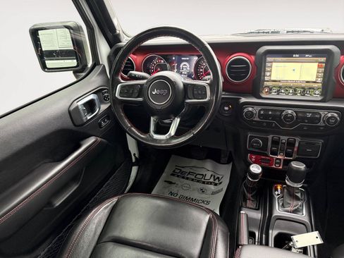 Used 2022 Jeep Gladiator Rubicon w/ LED Lighting Group AWD/4WD image 11