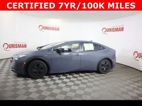 Used 2025 Toyota Prius LE image 7