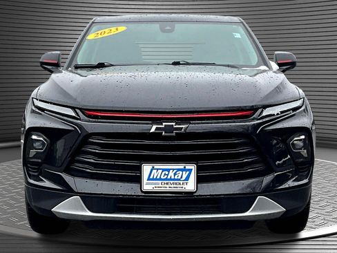 Used 2023 Chevrolet Blazer LT image 2