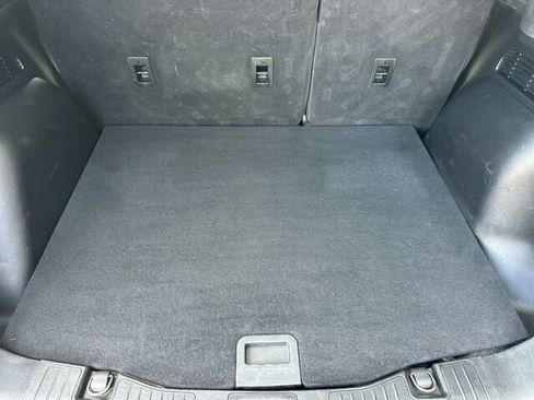 Used 2022 Ford Escape SE w/ Convenience Package FWD image 18