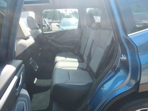 Used 2023 Subaru Forester Limited AWD/4WD image 33