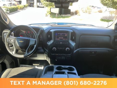 Used 2022 Chevrolet Silverado 1500 Custom AWD/4WD image 12