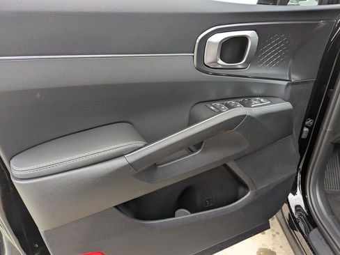 New 2026 Kia Sorento EX FWD image 18