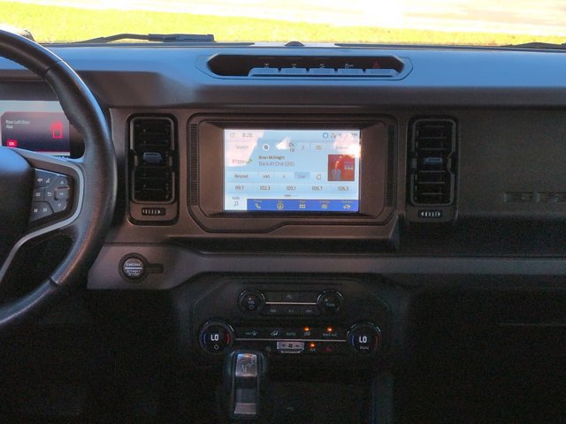 Used 2021 Ford Bronco Black Diamond w/ Sasquatch Package AWD/4WD image 17