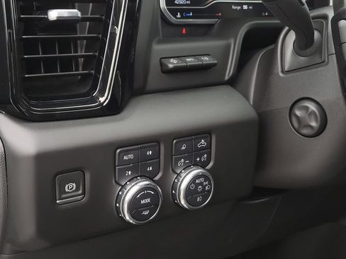 Used 2024 GMC Sierra 1500 AT4X AWD/4WD image 20