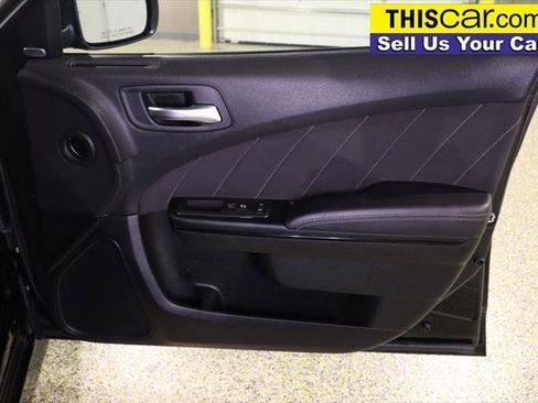 Used 2022 Dodge Charger R/T w/ Blacktop Package image 28