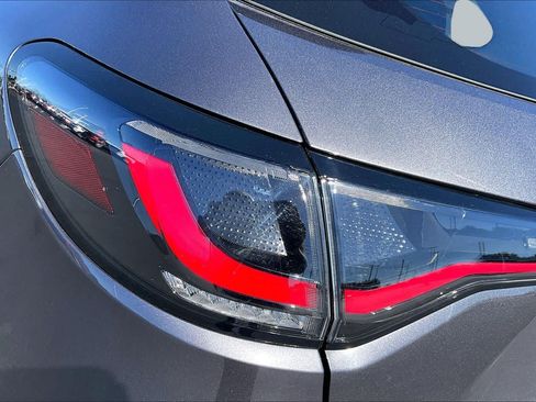 Used 2024 Honda HR-V LX image 28