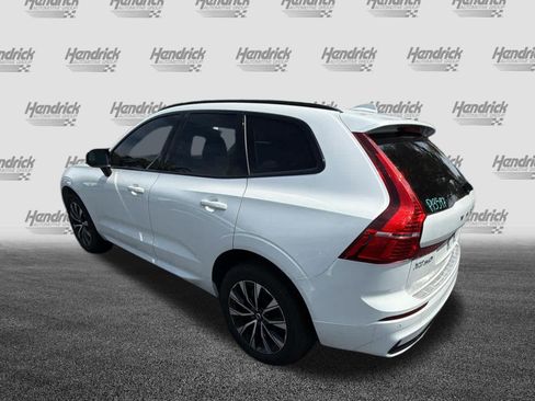 Used 2024 Volvo XC60 B5 Core w/ Protection Package Premier AWD/4WD image 11