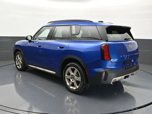 Used 2025 MINI Cooper Countryman S w/ Comfort Package Max image 5