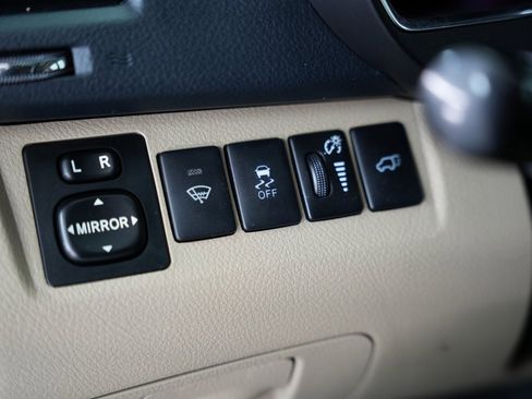 Used 2013 Toyota Highlander SE image 49