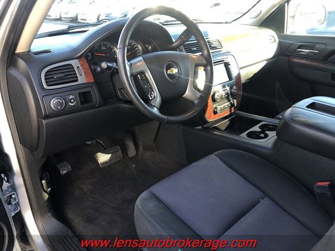 Used 2012 Chevrolet Avalanche LS w/ Convenience Package image 10