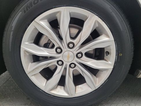 Used 2022 Chevrolet Malibu LT FWD image 31