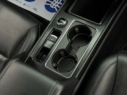 Used 2022 Lincoln Corsair AWD w/ Equipment Group 101A image 35