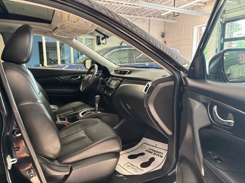 Used 2015 Nissan Rogue SL w/ SL Premium Package AWD/4WD image 28