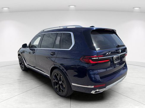 New 2027 BMW X7 xDrive40i w/ Executive Package AWD/4WD image 6