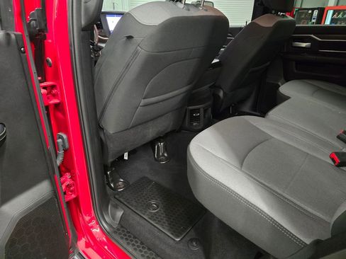 Used 2024 RAM 2500 Big Horn w/ Bed Utility Group image 35