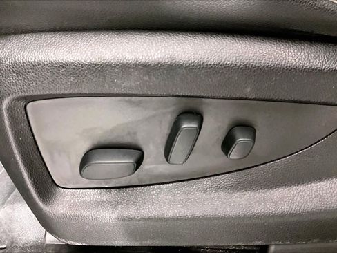 Used 2018 GMC Sierra 1500 SLT w/ Texas SLT Premium Package image 32