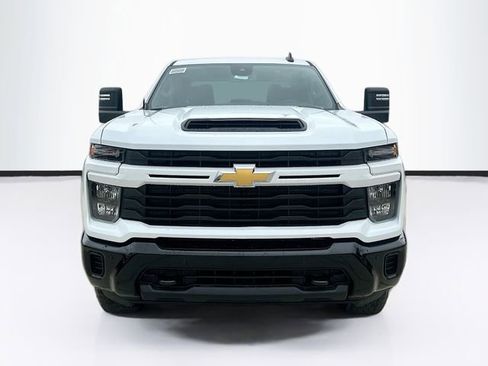 New 2026 Chevrolet Silverado 2500 Custom image 4
