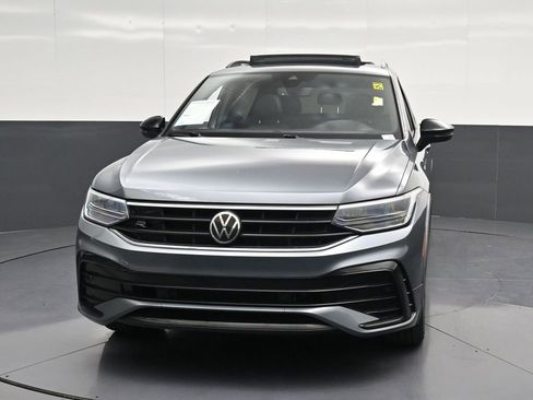 Used 2022 Volkswagen Tiguan SE R-Line FWD image 6