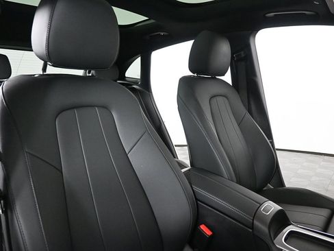 Certified 2025 Mercedes-Benz GLA 250 image 22