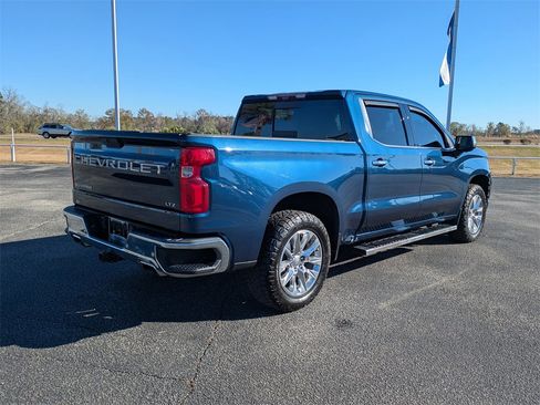 Used 2021 Chevrolet Silverado 1500 LTZ w/ Technology Package image 4