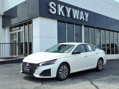 Used 2025 Nissan Altima 2.5 SV