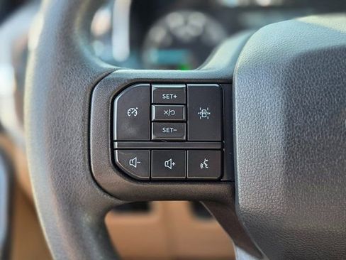 Used 2023 Ford F150 XLT image 23