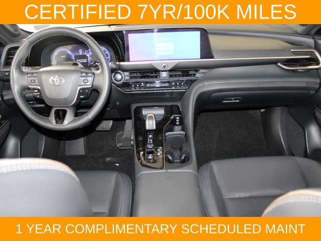 Used 2025 Toyota Crown Signia w/ Advanced Technology Package AWD/4WD image 15