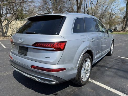Used 2022 Audi Q7 Premium Plus w/ Premium Plus Package image 7