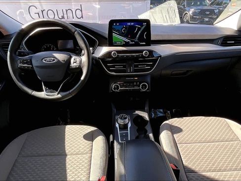 Used 2022 Ford Escape SE w/ SE Sport Appearance Package image 14