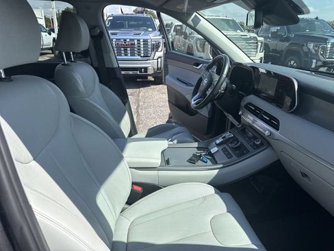 Used 2022 Hyundai Palisade SEL w/ Premium Package FWD image 35