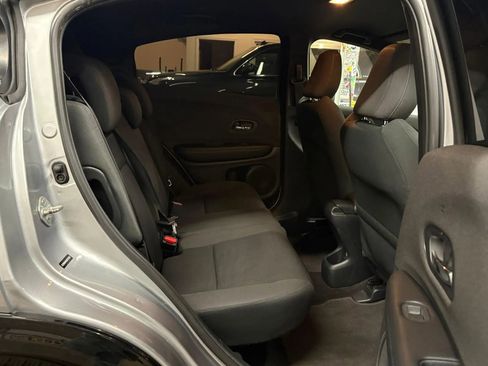 Used 2020 Honda HR-V Sport image 19