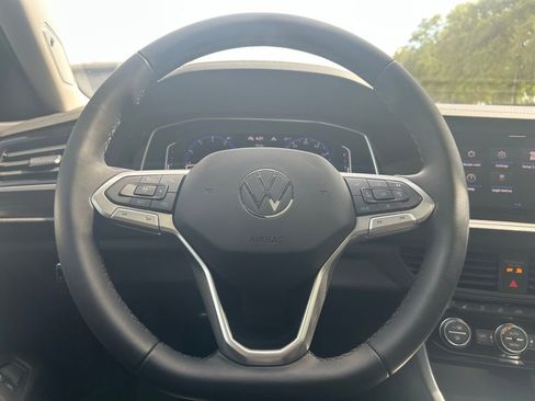 Used 2023 Volkswagen Jetta SEL FWD image 20