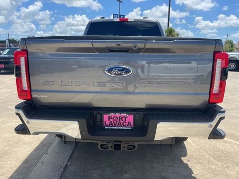 New 2025 Ford F250 Lariat w/ Chrome Package image 6