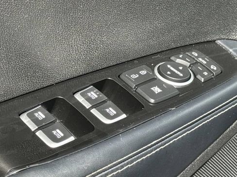 Used 2016 Kia Sorento SX FWD image 37