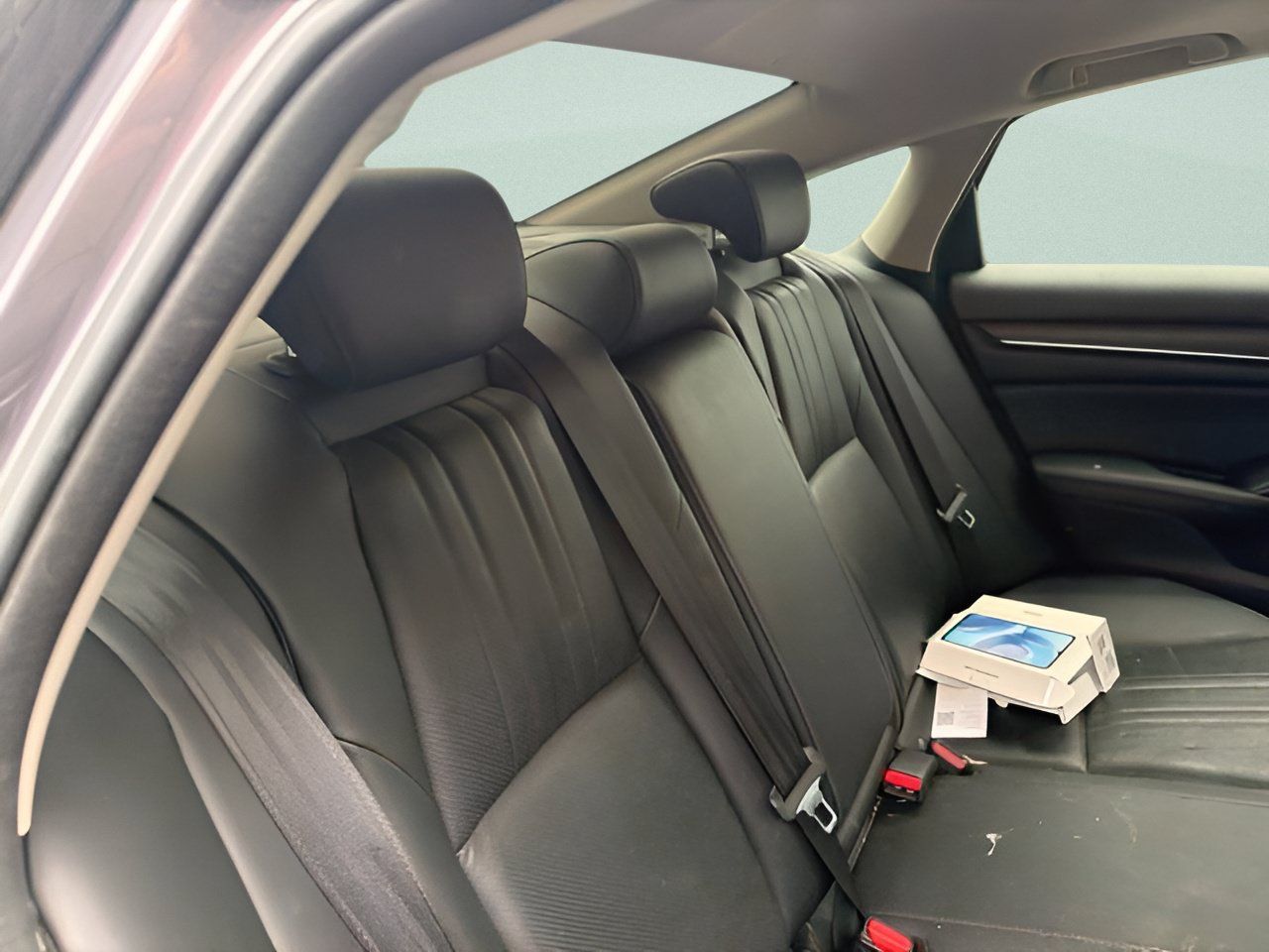 Used 2021 Honda Accord Touring image 9