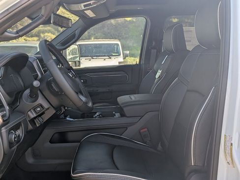 New 2026 RAM 2500 Limited image 12