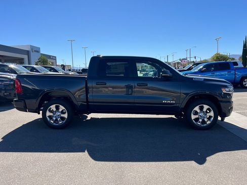 New 2026 RAM 1500 2WD Crew Cab image 7