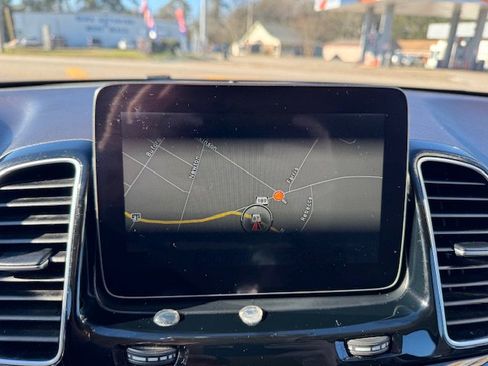 Used 2017 Mercedes-Benz GLE 350 image 17