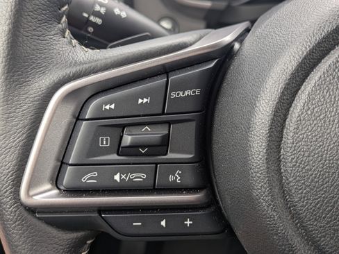 Certified 2025 Subaru Ascent Premium image 24