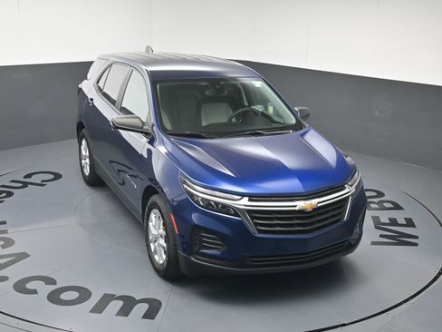 Used 2022 Chevrolet Equinox LS w/ LS Convenience Package FWD image 31
