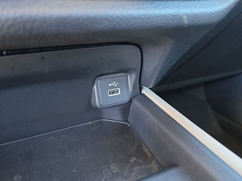 Used 2025 Honda HR-V LX image 28