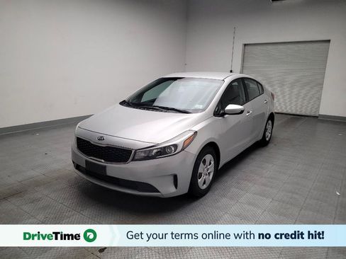 Used 2017 Kia Forte LX FWD image 1